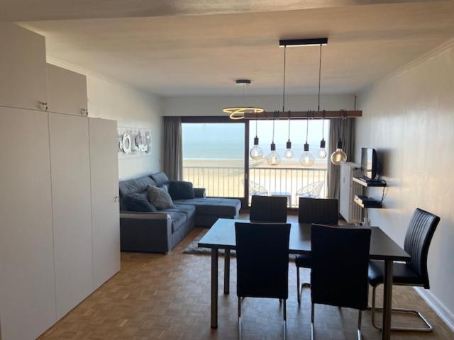 Golfslag Apartment Blankenberge Bagian luar foto